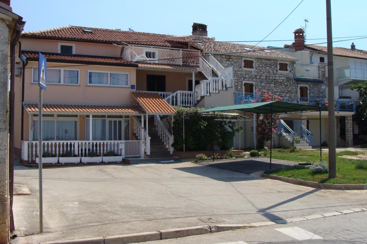 Apartments By The Sea Zambratija, Umag - 2557 מראה חיצוני תמונה