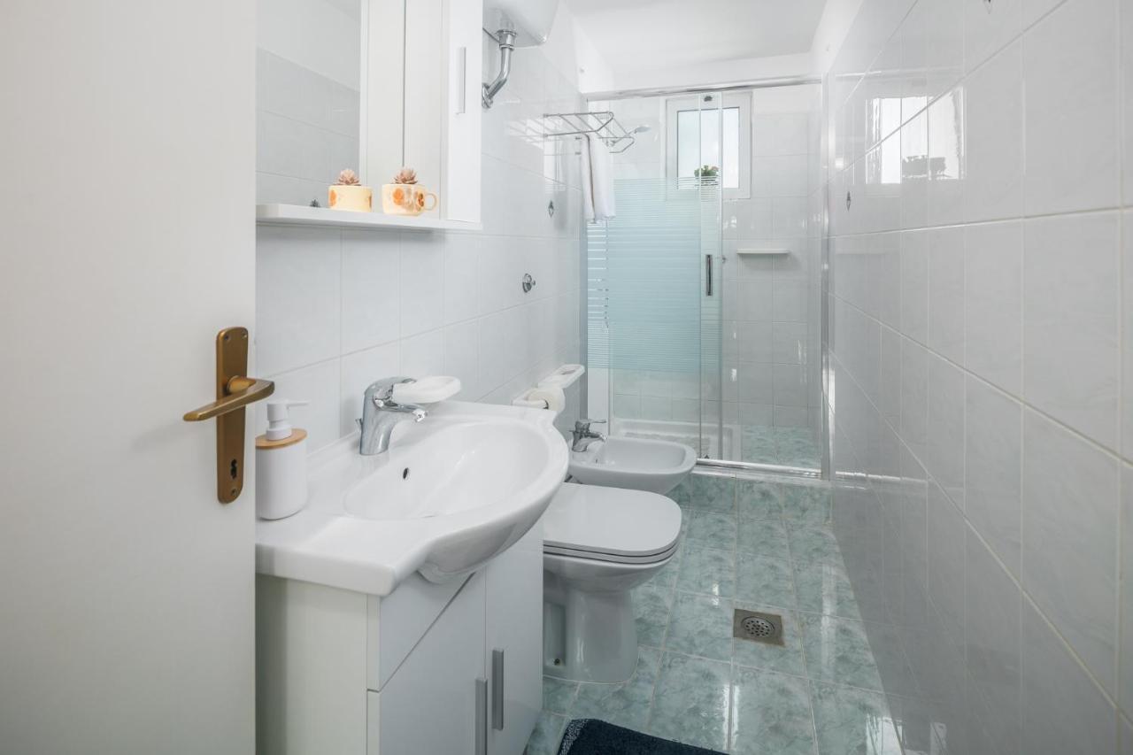 Apartments By The Sea Zambratija, Umag - 2557 מראה חיצוני תמונה