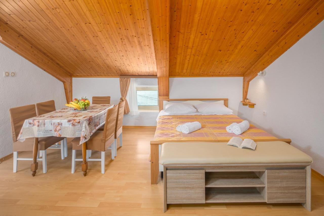 Apartments By The Sea Zambratija, Umag - 2557 מראה חיצוני תמונה
