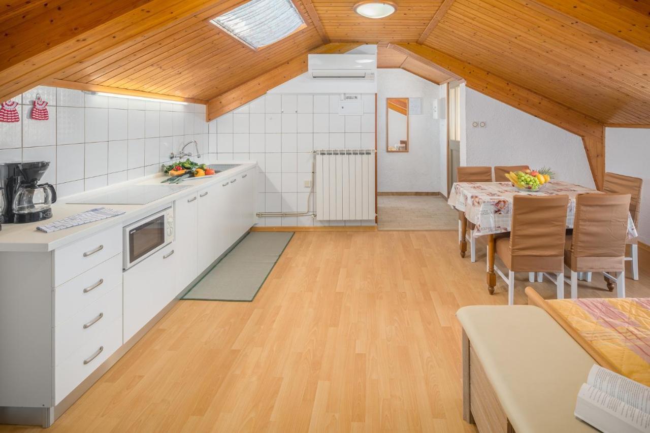 Apartments By The Sea Zambratija, Umag - 2557 מראה חיצוני תמונה